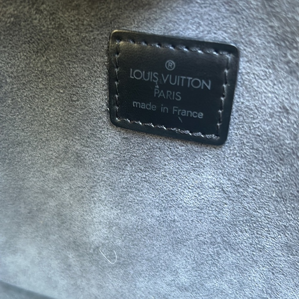 Louis Vuitton GM Solferino epi bag🎉🎉Host Pick small bag not included - Picture 9 of 10